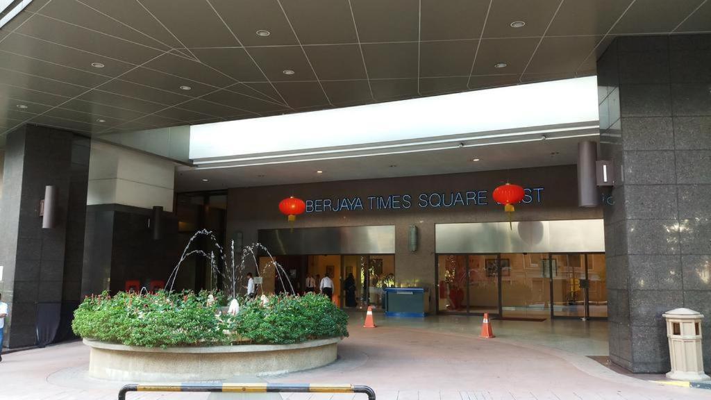 Al Sadirgroup At Time Sqaure Apartment กัวลาลัมเปอร์ ภายนอก รูปภาพ
